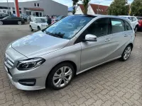 Gebraucht Mercedes B220 177 PS (130 kW) 2016 Silber Kleinwagen
