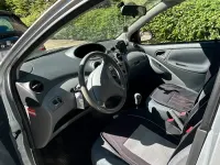 Gebraucht Toyota Yaris 68 PS (50 kW) 2002 Grau Kombi