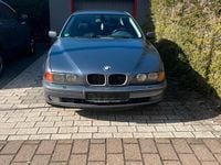 Gebraucht BMW 523 170 PS (125 kW) 2000 Blau Limousine