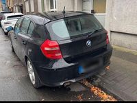 Gebraucht BMW 116 122 PS (89 kW) 2007 Schwarz Kleinwagen