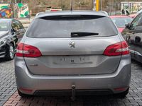 Gebraucht Peugeot 308 96 PS (70 kW) 2019 Blau Limousine