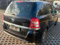 Gebraucht Opel Zafira Edition 140 PS (102 kW) 2010 Schwarz Van / Kleinbus