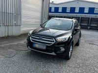Gebraucht Ford Kuga 120 PS (88 kW) 2017 Schwarz SUV