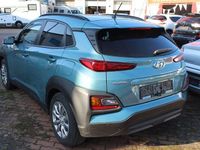 Gebraucht Hyundai Kona Select 120 PS (88 kW) 2018 Blau SUV