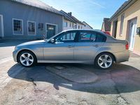 Gebraucht BMW 320 150 PS (110 kW) 2005 Grau Limousine