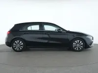 Gebraucht Mercedes A180 136 PS (100 kW) 2024 Nachtschwarz Limousine