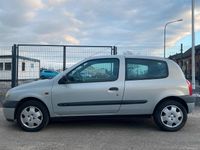 Gebraucht Renault Clio II 90 PS (66 kW) 1999 Grau Kleinwagen
