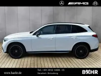 Gebraucht Mercedes GLC300 AMG 269 PS (197 kW) 2025 Unilack polarweiß SUV