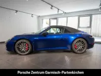 Gebraucht Porsche 911 Carrera 4S Cabriolet 450 PS (330 kW) 2022 Enzianblaumetallic Cabrio