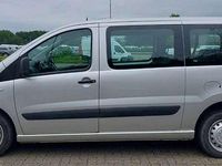Gebraucht Peugeot TePee 128 PS (94 kW) 2014 Silber Van / Kleinbus