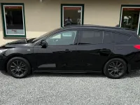 Używany Ford Focus ST-Line 125 KM (91 kW) 2020 Czarny Kombi