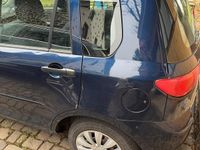 Second-hand Mazda 2 80 CP (58 kW) 2004 Albastru Hatchback