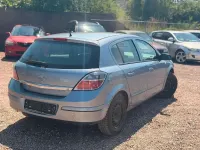 Gebraucht Opel Astra Edition 116 PS (85 kW) 2007 Silber Limousine