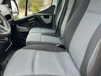 Second-hand Renault Master 125 CP (91 kW) 2013 Alb Van