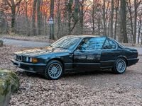 Second-hand BMW 730 200 CP (147 kW) 1987 Negru Berlinǎ
