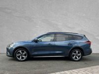 Gebraucht Ford Focus Active 155 PS (114 kW) 2023 Chrome blue metallic Kombi