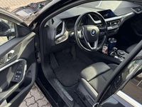 Gebraucht BMW 118 Advantage 140 PS (102 kW) 2020 Schwarz Kleinwagen
