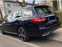 Gebraucht Mercedes C300e Exclusive 194 PS (142 kW) 2020 Blau Kombi