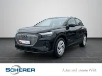Gebraucht Audi Q4 e-tron Basis 125 kW (170 PS) 2022 Mythosschwarz metallic (metallic) SUV
