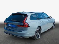 Gebraucht Volvo V90 Ultimate 335 PS (246 kW) 2023 Thunder grey Kombi