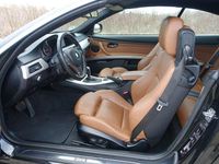 Gebraucht BMW 320 Cabriolet Exclusive 184 PS (135 kW) 2011 Schwarz Cabrio