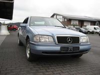 Gebraucht Mercedes C220 Elegance 150 PS (110 kW) 1994 Blau Limousine