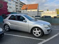 Gebraucht Mercedes ML350 272 PS (200 kW) 2007 Silber SUV