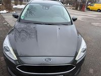 Gebraucht Ford Focus Titanium 182 PS (133 kW) 2018 Grau Limousine
