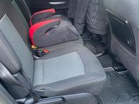 Second-hand Ford Galaxy 163 CP (119 kW) 2014 Andere farben Monovolum