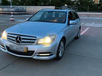 Gebraucht Mercedes C220 173 PS (127 kW) 2012 Grau Kombi
