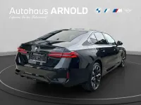 Neu BMW 550e M Sport 489 PS (359 kW) 2026 Black sapphire Limousine