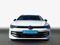 Gebraucht VW Golf VIII Life 150 PS (110 kW) 2025 Weiß Kombi