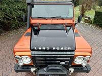 Gebraucht Land Rover Defender 122 PS (89 kW) 2009 Orange Kombi