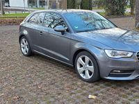 Gebraucht Audi A3 Attraction 150 PS (110 kW) 2014 Grau Limousine