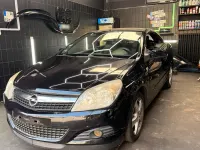 Gebraucht Opel Astra 140 PS (102 kW) 2007 Schwarz Cabrio