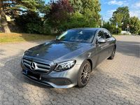 Gebraucht Mercedes E220 Avantgarde 194 PS (142 kW) 2017 Grau Limousine