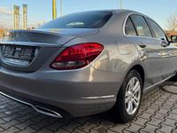 Gebraucht Mercedes C180 156 PS (114 kW) 2014 Silber Limousine