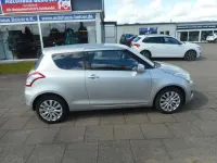 Gebraucht Suzuki Swift Club 94 PS (69 kW) 2013 Silber Kleinwagen