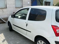 Second-hand Renault Twingo 58 CP (42 kW) 2008 Negru Hatchback