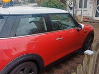 Gebraucht Mini Cooper SE Classic 135 kW (184 PS) 2022 Rot Kleinwagen