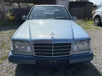 Brugt Mercedes E200 136 HK (100 kW) 1994 Blå Sedan