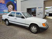Gebraucht Mercedes E250 90 PS (66 kW) 1988 Weiß Limousine