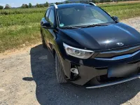 Gebraucht Kia Stonic Spirit 120 PS (88 kW) 2017 Schwarz SUV