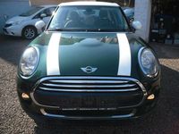 Gebraucht Mini Cooper D 116 PS (85 kW) 2015 British racing green ii metall Kleinwagen