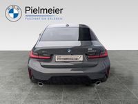 Gebraucht BMW 320 Performance 190 PS (139 kW) 2024 Grau Limousine