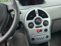Gebraucht Renault Modus 86 PS (63 kW) 2010 Silber Van / Kleinbus