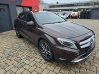 Gebraucht Mercedes GLA200 136 PS (100 kW) 2016 Braun SUV
