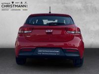 Gebraucht Kia Rio Vision 101 PS (74 kW) 2023 Signalrot Limousine