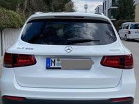 Gebraucht Mercedes GLC200 AMG line Plus 197 PS (144 kW) 2022 Weiß SUV