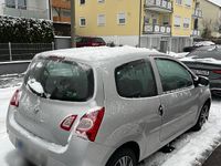 Gebraucht Renault Twingo 75 PS (55 kW) 2012 Silber Kleinwagen